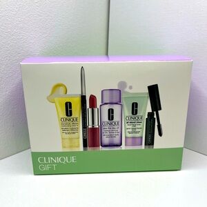 NWT - CLINIQUE gift set